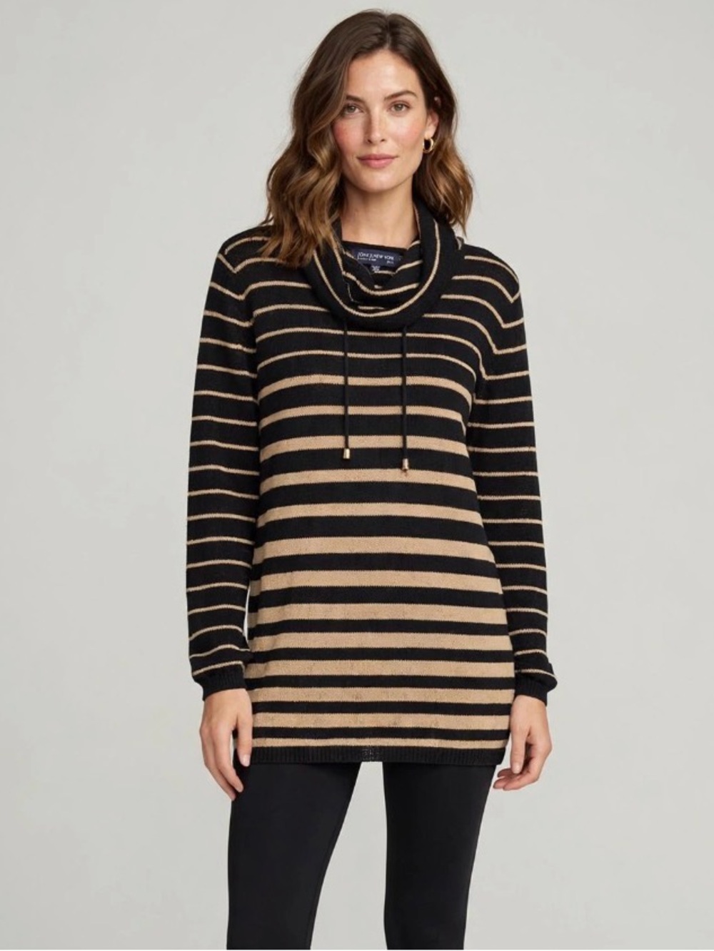 Jones New York Signature — XL/EG — Black & Tan Gold-Tip Cowl Sweater